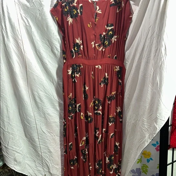 Free People “ All I got “ Rust Floral Maxi Dress size 10 worn once. - Picture 7 of 11